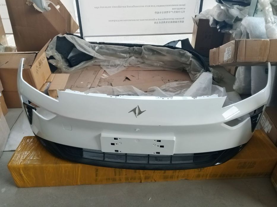 Old bamper sbor Dongfeng EP 008. Передний бампер в сборе Dongfeng 008