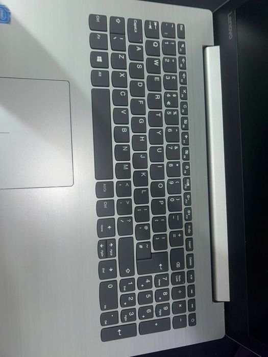 Vand Laptop Lenovo