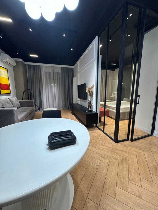 Boulevard Tashkent city s remontom hama narsa koladi 2xona studiya52m;