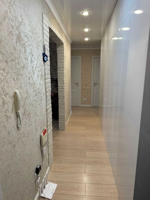 3 ком. квартира в районе ДСР!