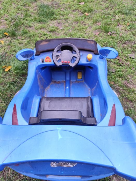 Електрическа кола