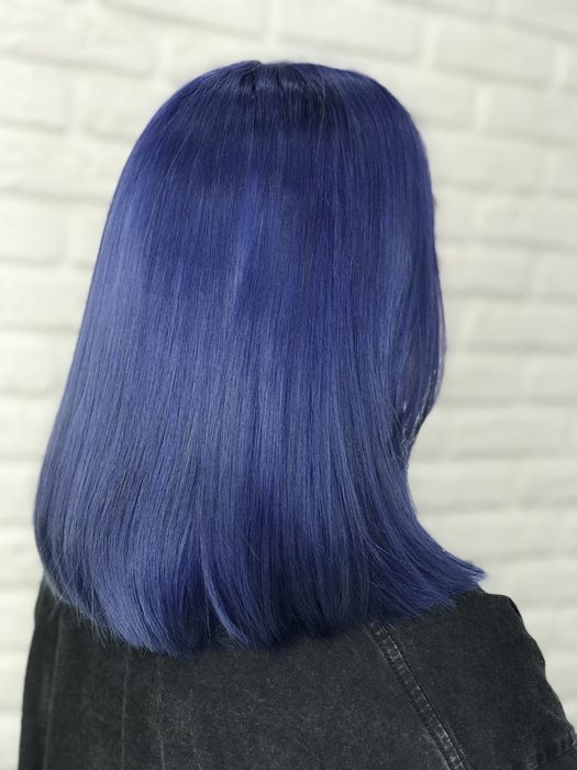 Женский мастер колорист визажист