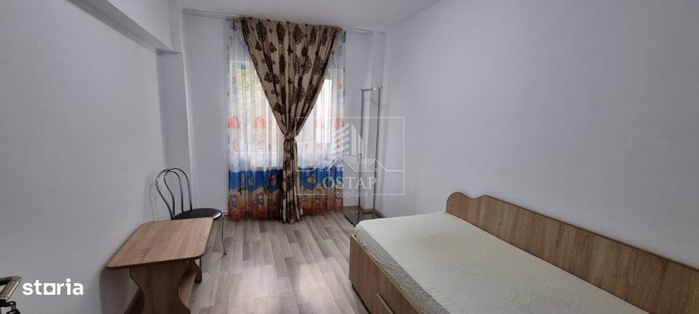 9 Mai - etajul 1 - apartament 3 camere decomandate - semimobilat