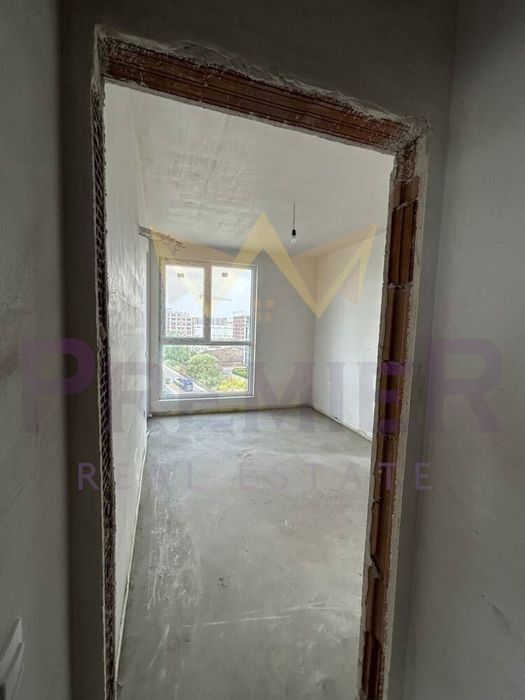 Продава се Двустаен апартамент в Бургас, Изгрев - 67 кв.м за 1821 €/кв.м - Снимка #5