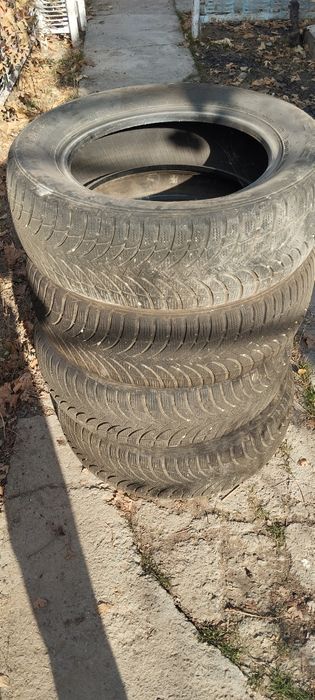 Шины 215/ 60 /16 nexen