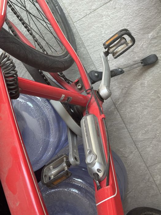 Velosiped  ferrari orginal tiniq