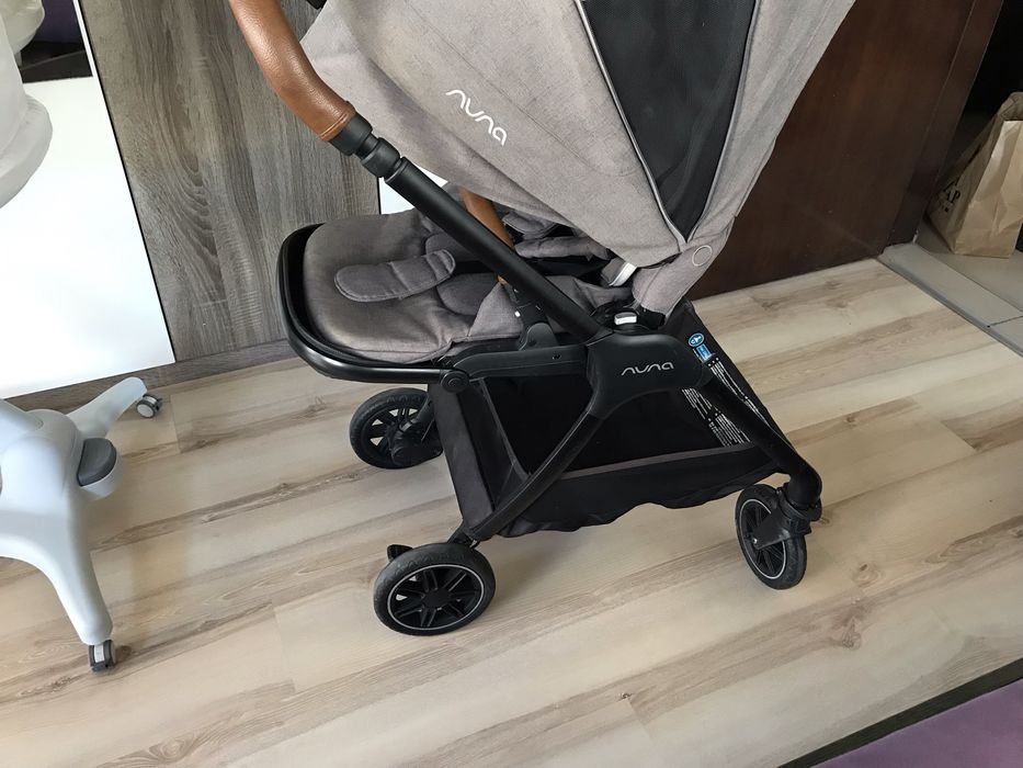 Детска бебешка количка  Nuna Triv Next