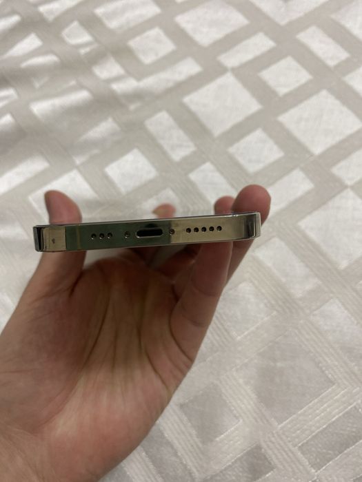 Продам Iphone 14 proo