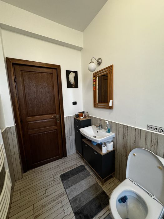 Inchiriez apartament cu 2 camere  Mamaia Nord