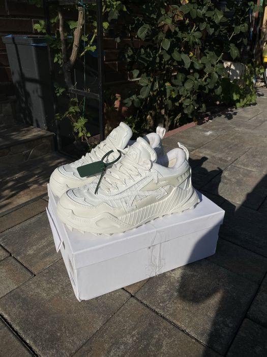 Adidasi Off White Odsy 1000