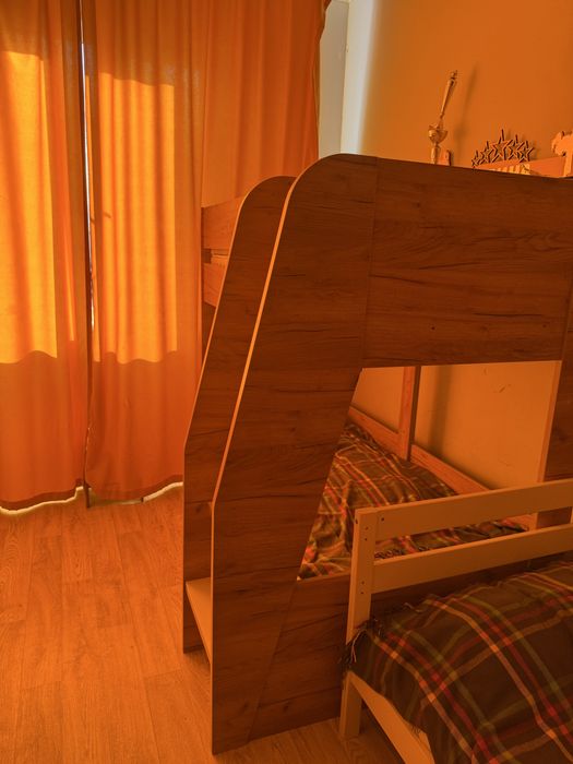 Детская двухъярусная кровать