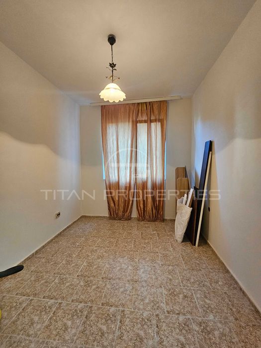 Продава се Тристаен апартамент в Асеновград - 70 кв.м за 1572 €/кв.м - Снимка #6
