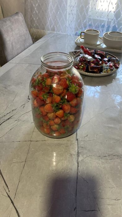 Продам Клубнику ростки