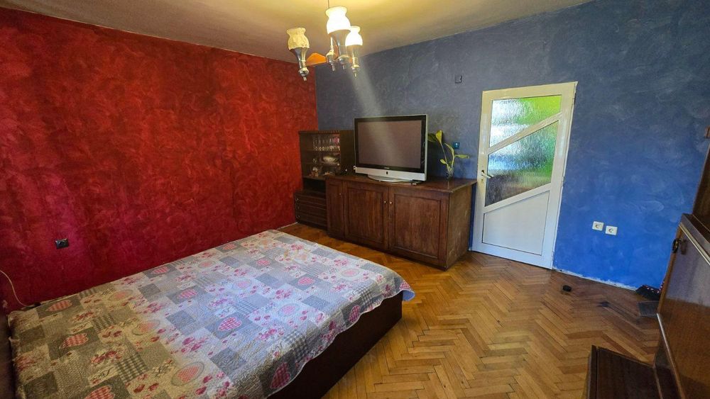 Дава се под наем Тристаен апартамент в София, Красна поляна 2 - 71 кв.м за 498.27 € - Снимка #1