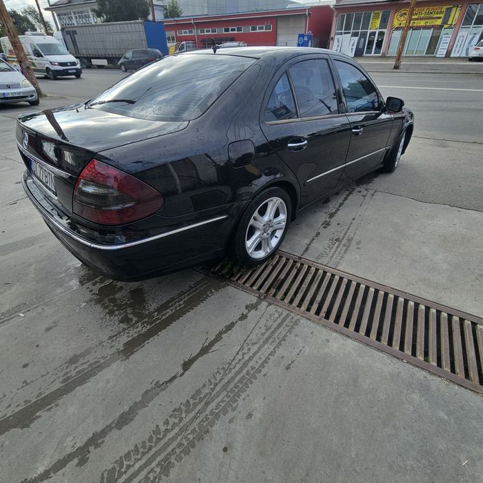 Mercedes Benz E220 Avantgarde W211