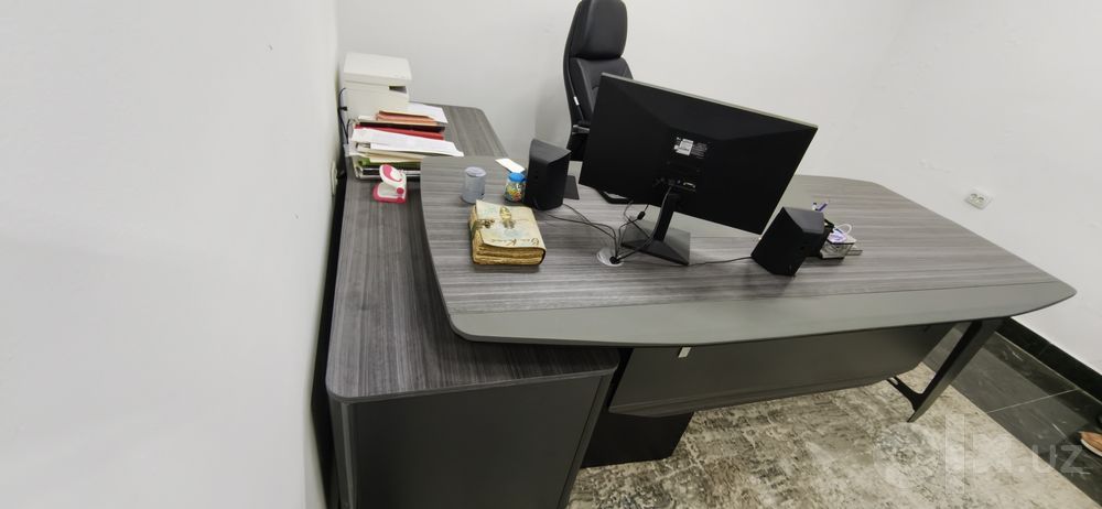 Mebel ofis uchun