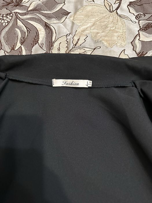 Продам костюм с платьем