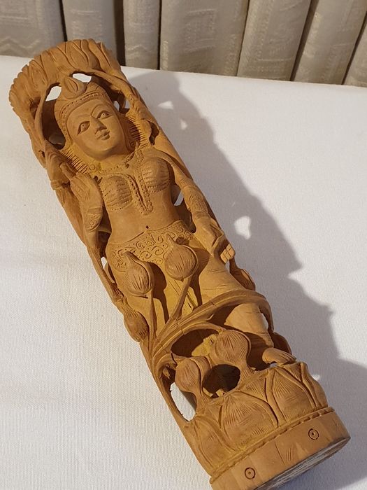 Vând statuieta India