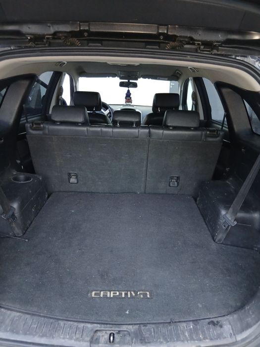 Chevrolet Captiva 2010 – SUV Robust, Spațios și Gata de Drum!