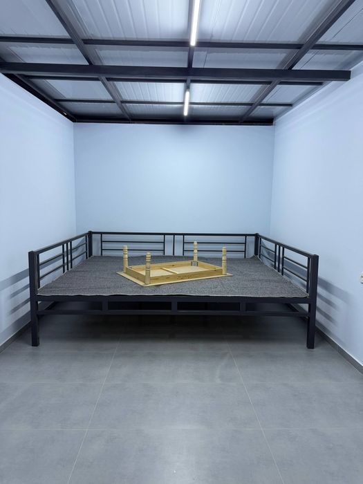 Tapchan ishlab chiqaruvchidan Oʻrnatishga tayyor keng apartment