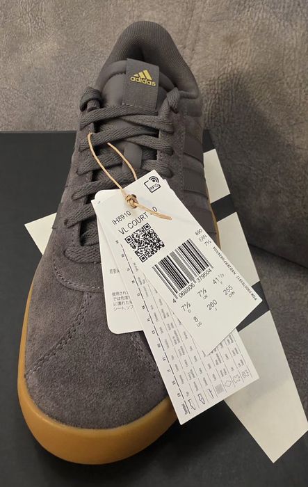 Оригинални маратонки adidas! Чисто нови ,номер 41!