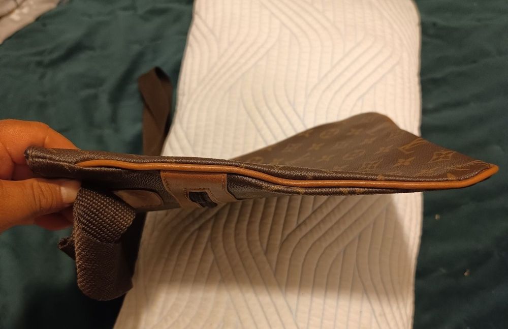 Geanta/ borseta bărbați Louis Vuitton