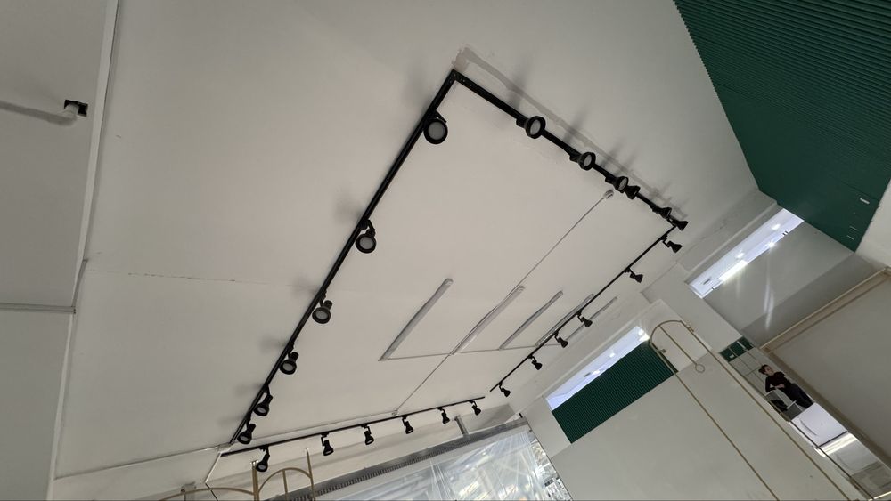 Продам освещение споты с рейкой