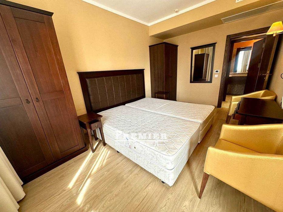 Продава се Двустаен апартамент в к.к. Слънчев бряг - 70 кв.м за 1200 €/кв.м - Снимка #1