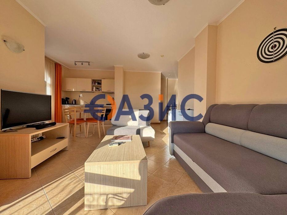 Продава се Тристаен апартамент в к.к. Слънчев бряг - 93 кв.м за 691 €/кв.м - Снимка #9