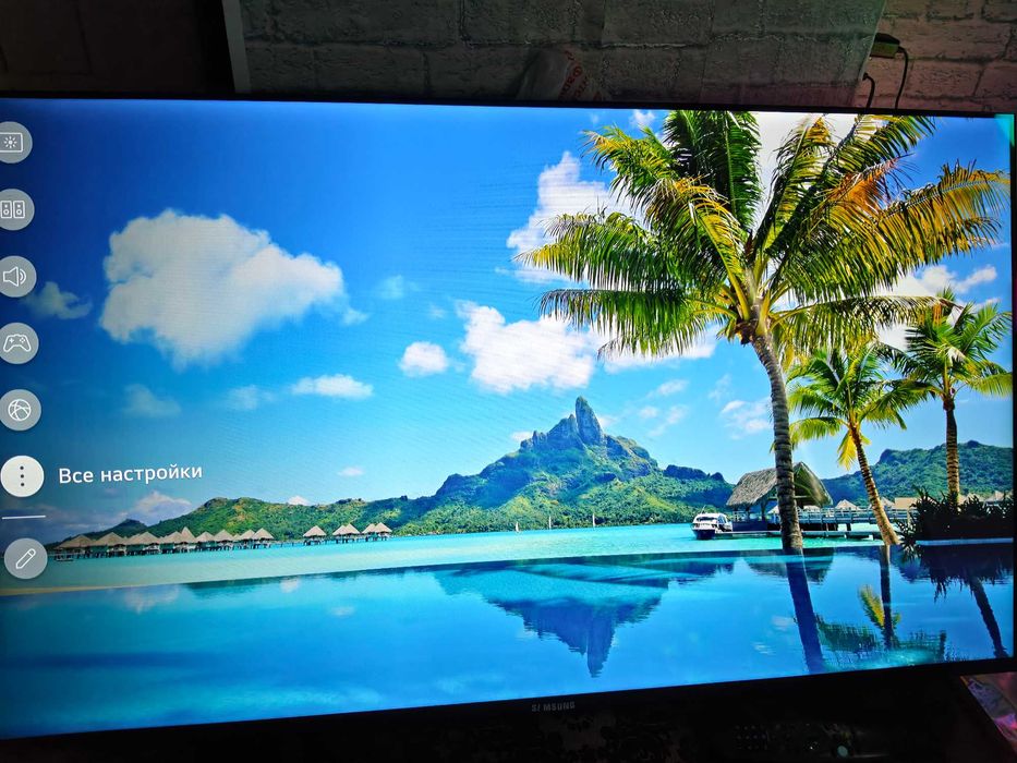 Продаётся телевизор 50 дюймов.