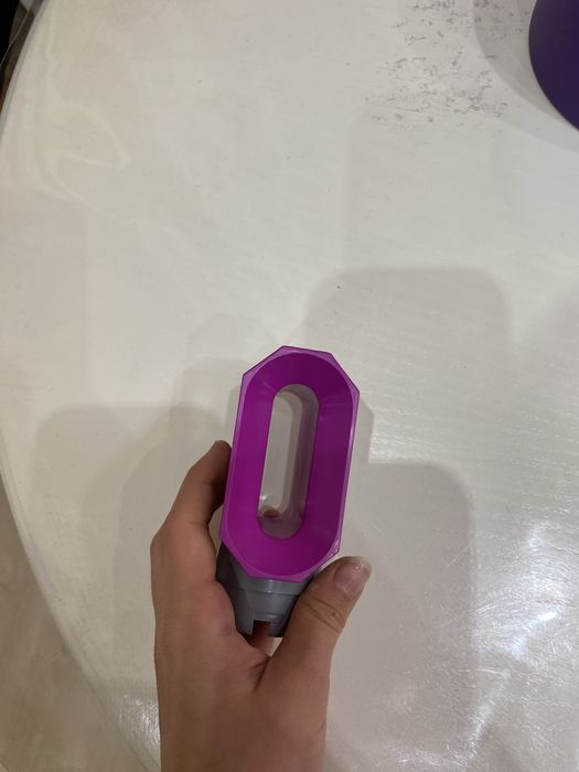 Фен для волос Dyson