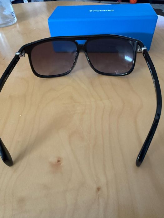 Vând ochelari de soare Alexander Mqueen AMQ4243/F/S