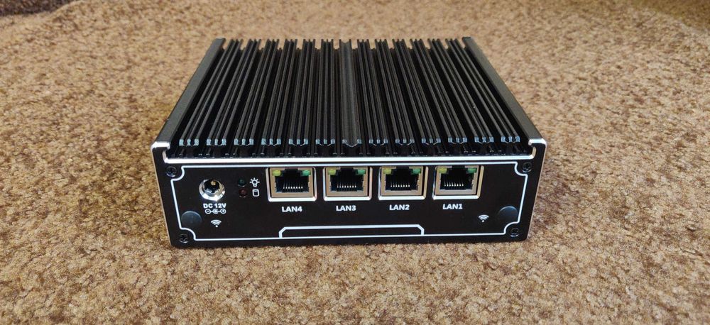 НОВЫЙ Промышленный Мини-ПК (4 LAN / SIM-слот / Fanless / Win10)