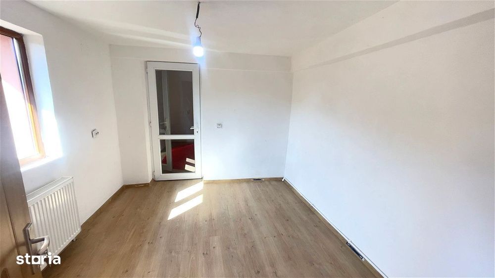 Casa De Vanzare La Pret De Apartament...