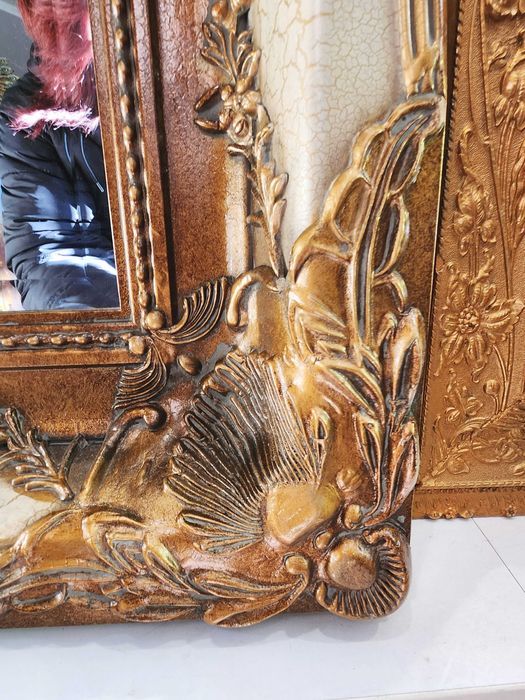 Голямо стеннo огледало