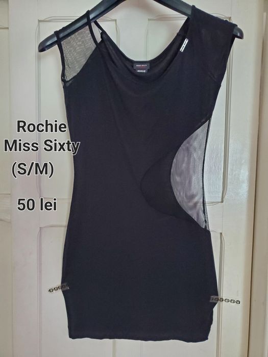 Rochii negre plajă sau zi S/M