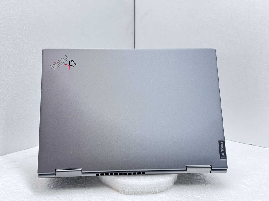 бизнес клас Lenovo Thinkpad X1 Yoga Gen7 14" touch i7-1260P 32GB 1020GB клас А с Гаранция