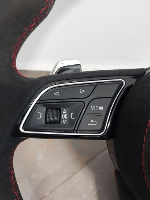 Volan sport Audi RS NOU - Alcantara, Padele, Incalzire, Cusaturi rosii