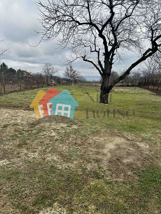 Парцел в Варна-м-т Боровец - север площ 652 цена 30000