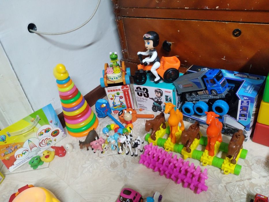 Игрушки домик сортер