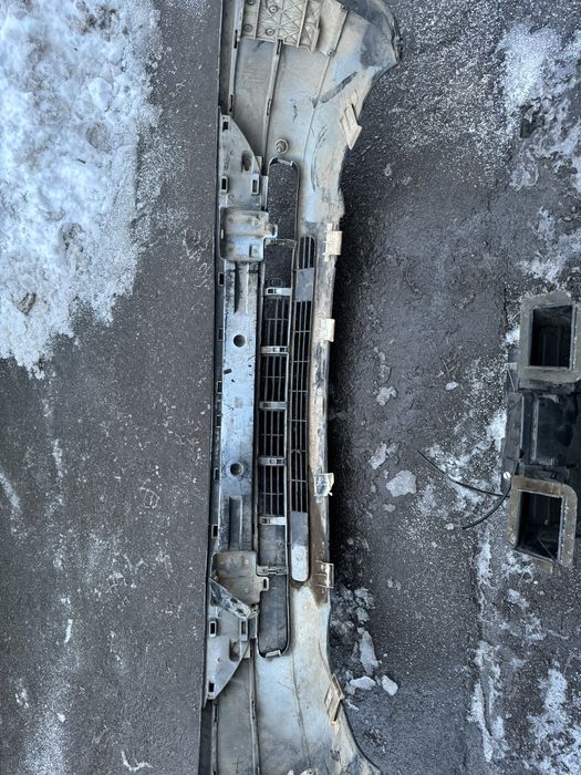 Передний бампер Ауди С4