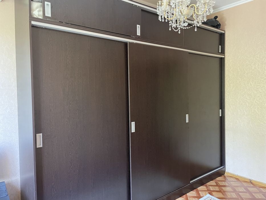 Продается шифоньер-купе