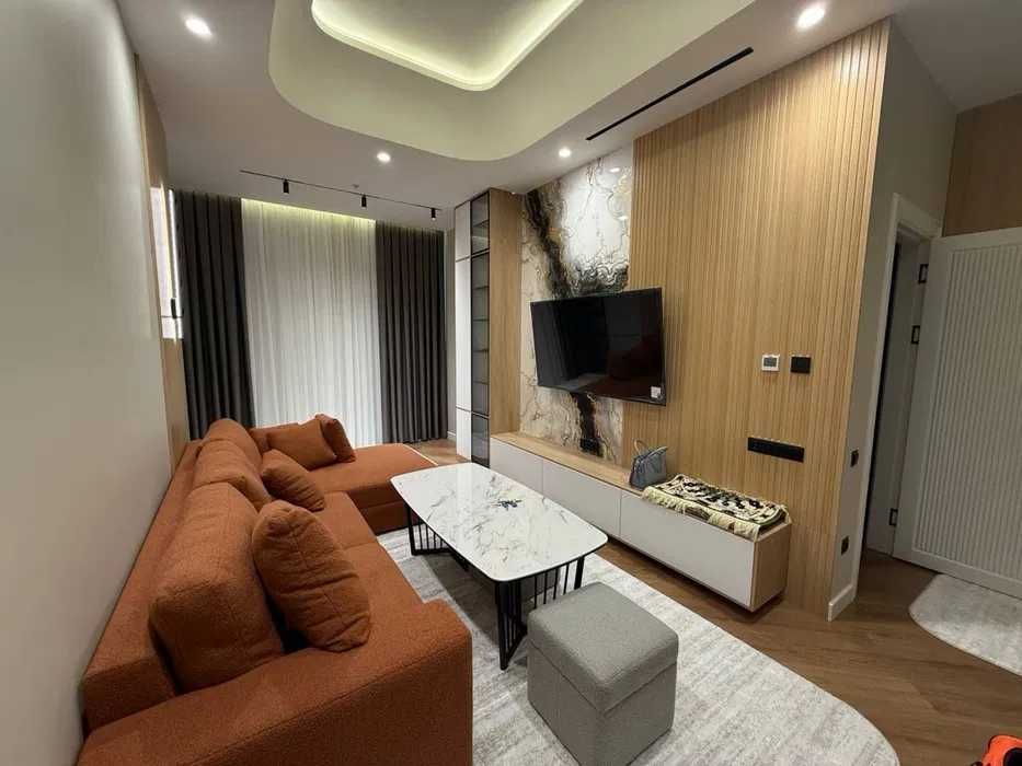 Срочно! Продам квартиру на метро ойбек 3/2/4 ор-р Корейское посольство
