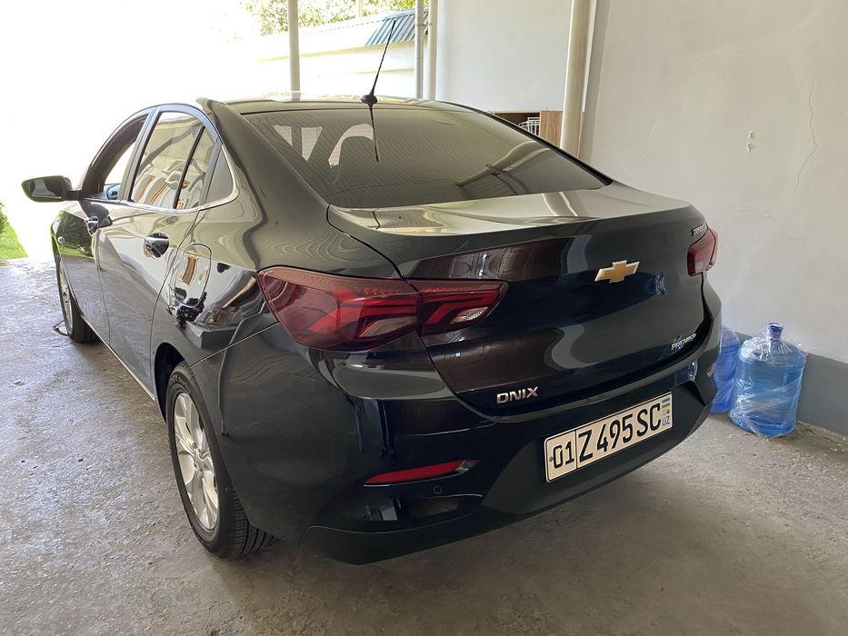Chevrolet onix premier