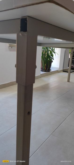 Mese reglabile cu picioare detasabile