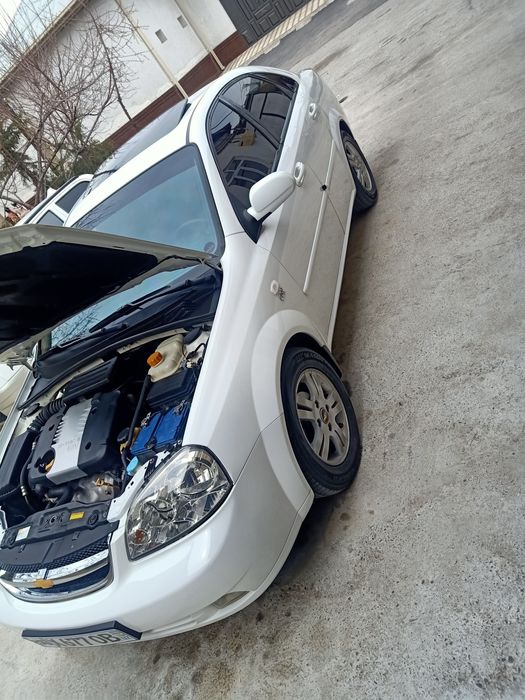 2011 yil 3 pazitsa avtomat