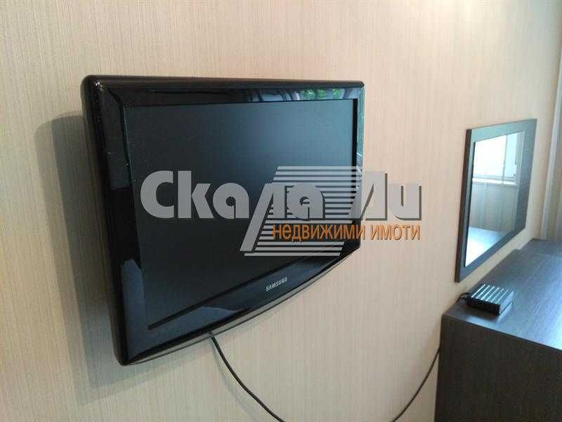 Дава се под наем Двустаен апартамент в София, Гео Милев - 70 кв.м за 670 € - Снимка #11