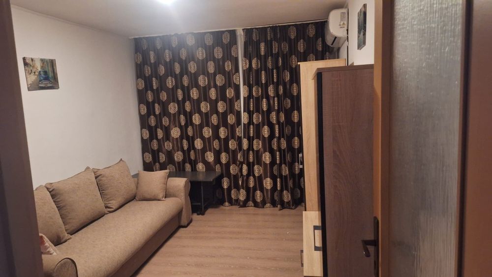 Închiriez apartament1 camera  Viziru1 Pistruiatu