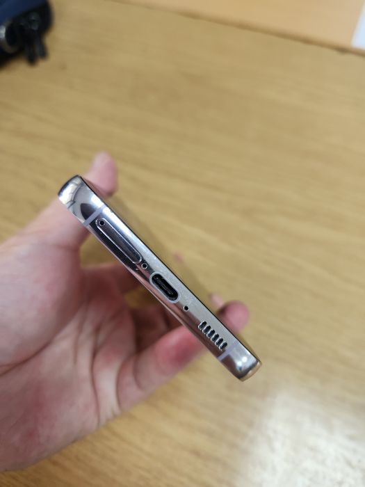 Galaxy s23 plus 8/256