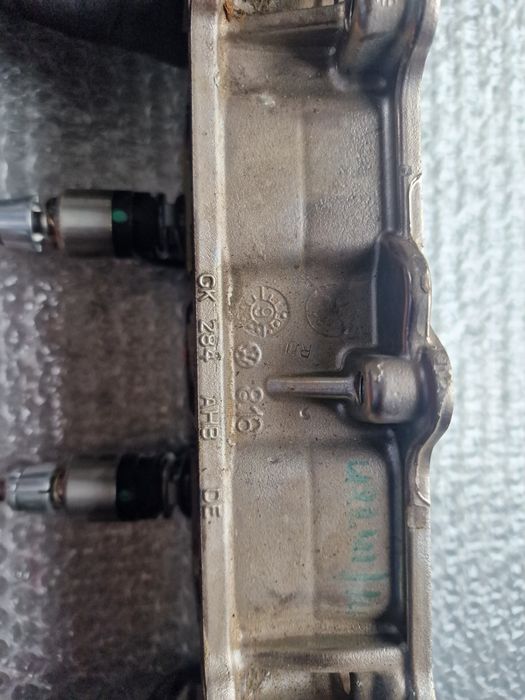 Galerie admisie inferioara Vw touran,Passat b6,golf6,motor 1,4tsi,CDGA